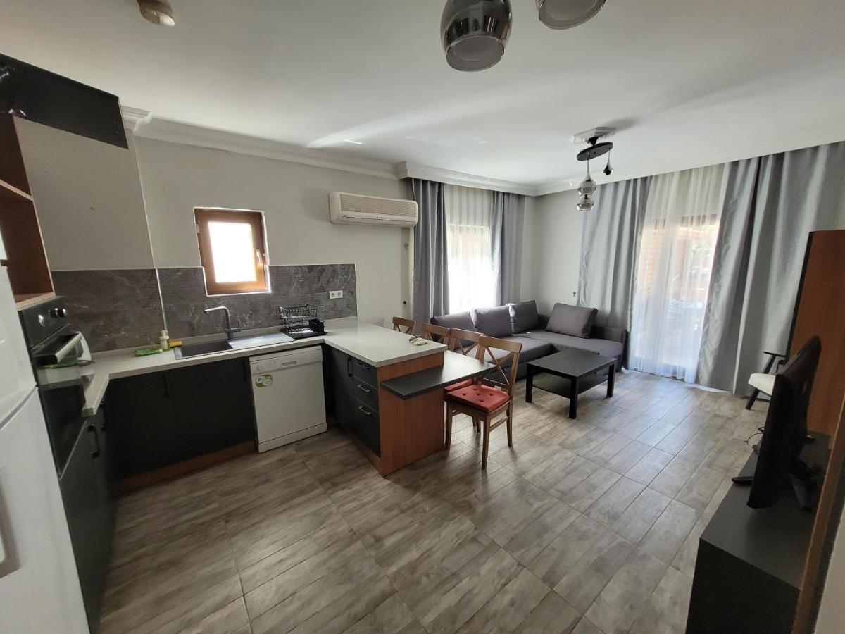 Kelebek Apartments Kalkan Esterno foto