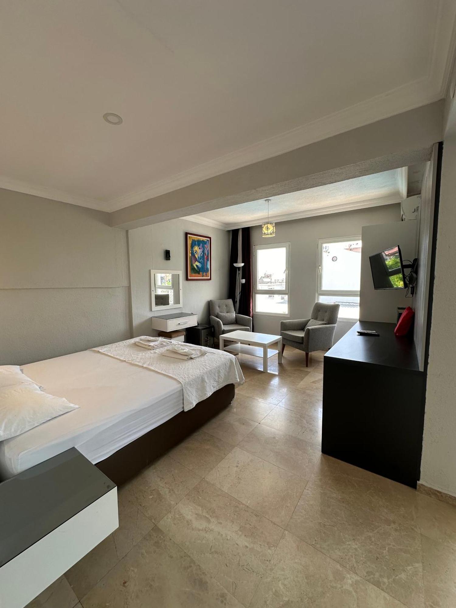 Kelebek Apartments Kalkan Esterno foto