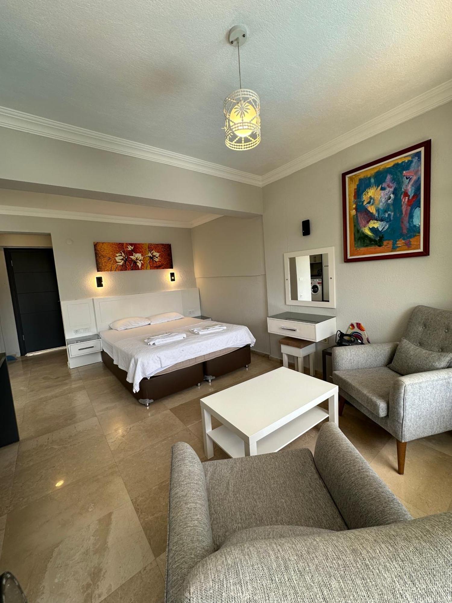 Kelebek Apartments Kalkan Esterno foto